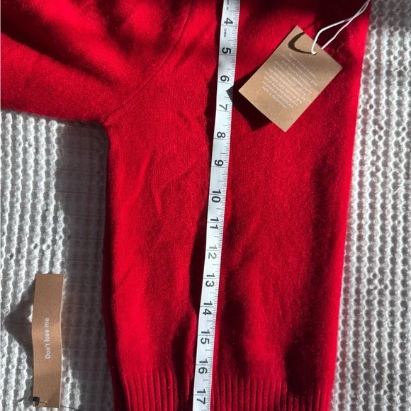 NWT Reformation Dana Cashmere Crew Cherry Red Sweater - Picture 9 of 11